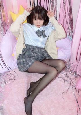 顽皮的女朋友