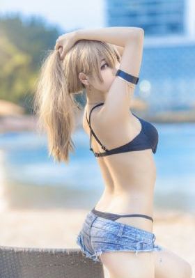艾曼妞3